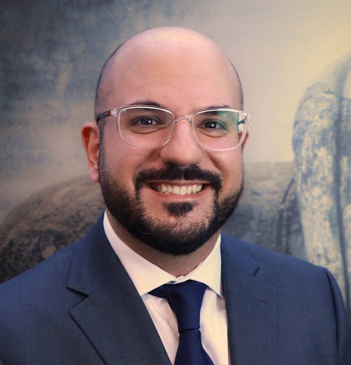 دکتر محمد هادی کمال پور | Dr. Mohammad Hadi Kamalpour – Persian Dentist in Burke, VA