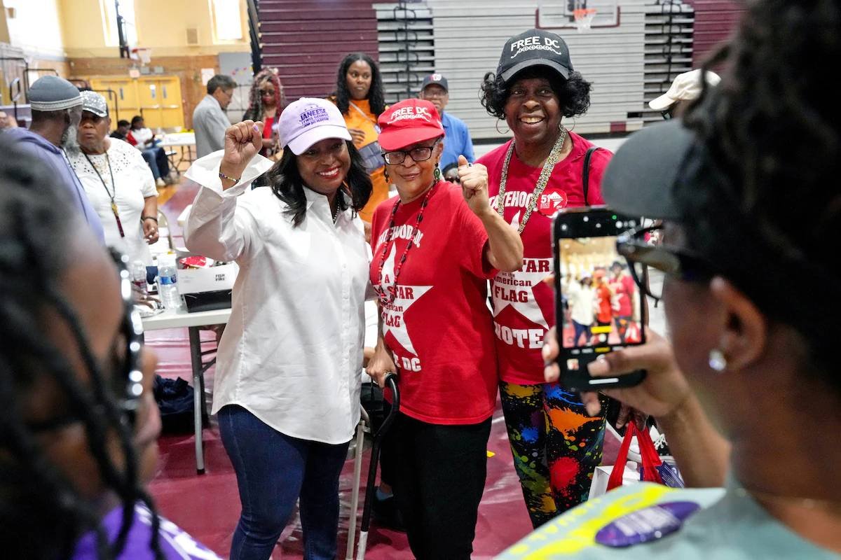 بازگشت لوئیس جورج به صحنه عمومی؛ از آرای ۵۴ درصدی تا «انتقال» به کاخ شهرداری